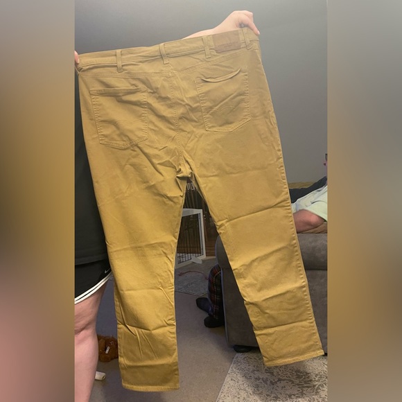 American Eagle khaki pants - Picture 2 of 2